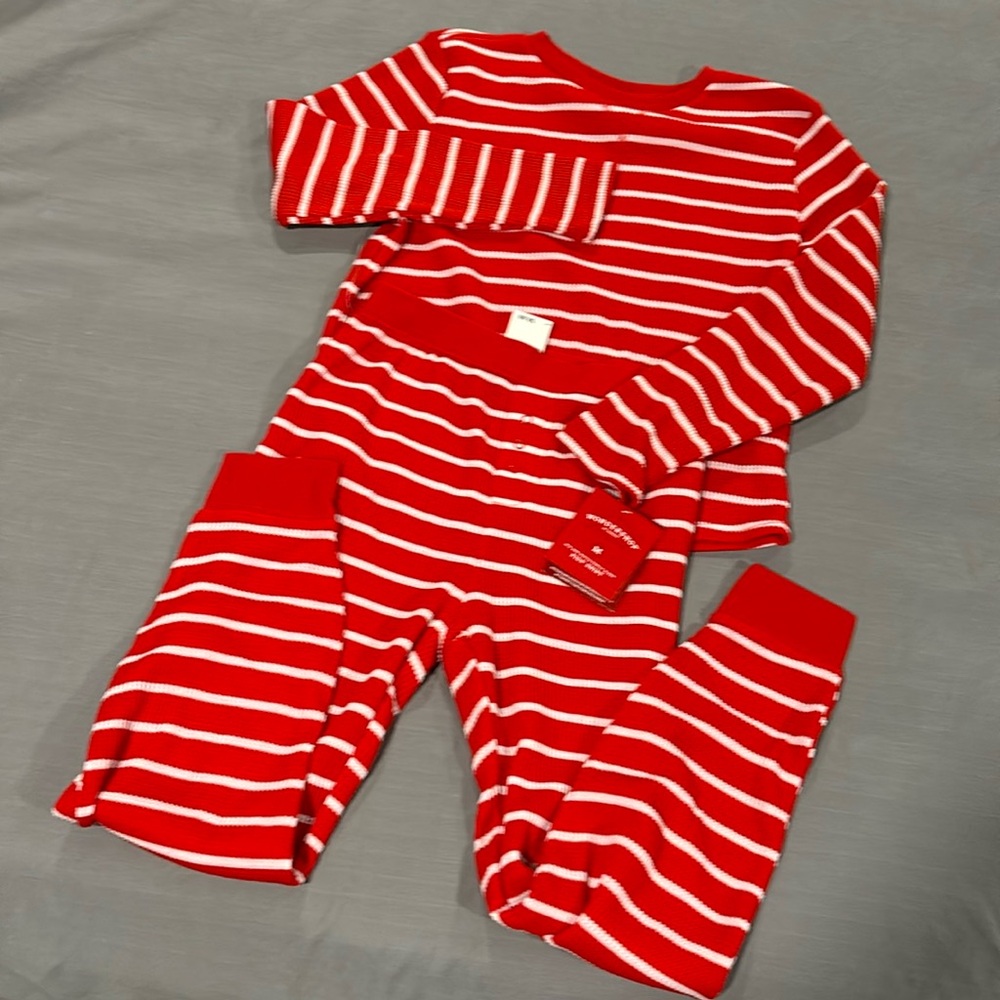 Kids wondershop red white striped pjs NWT size 8